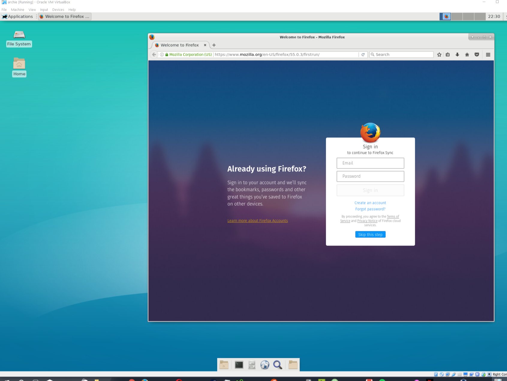 End result -- XFCE 4 running at ArchLinux guest VirtualBox installation